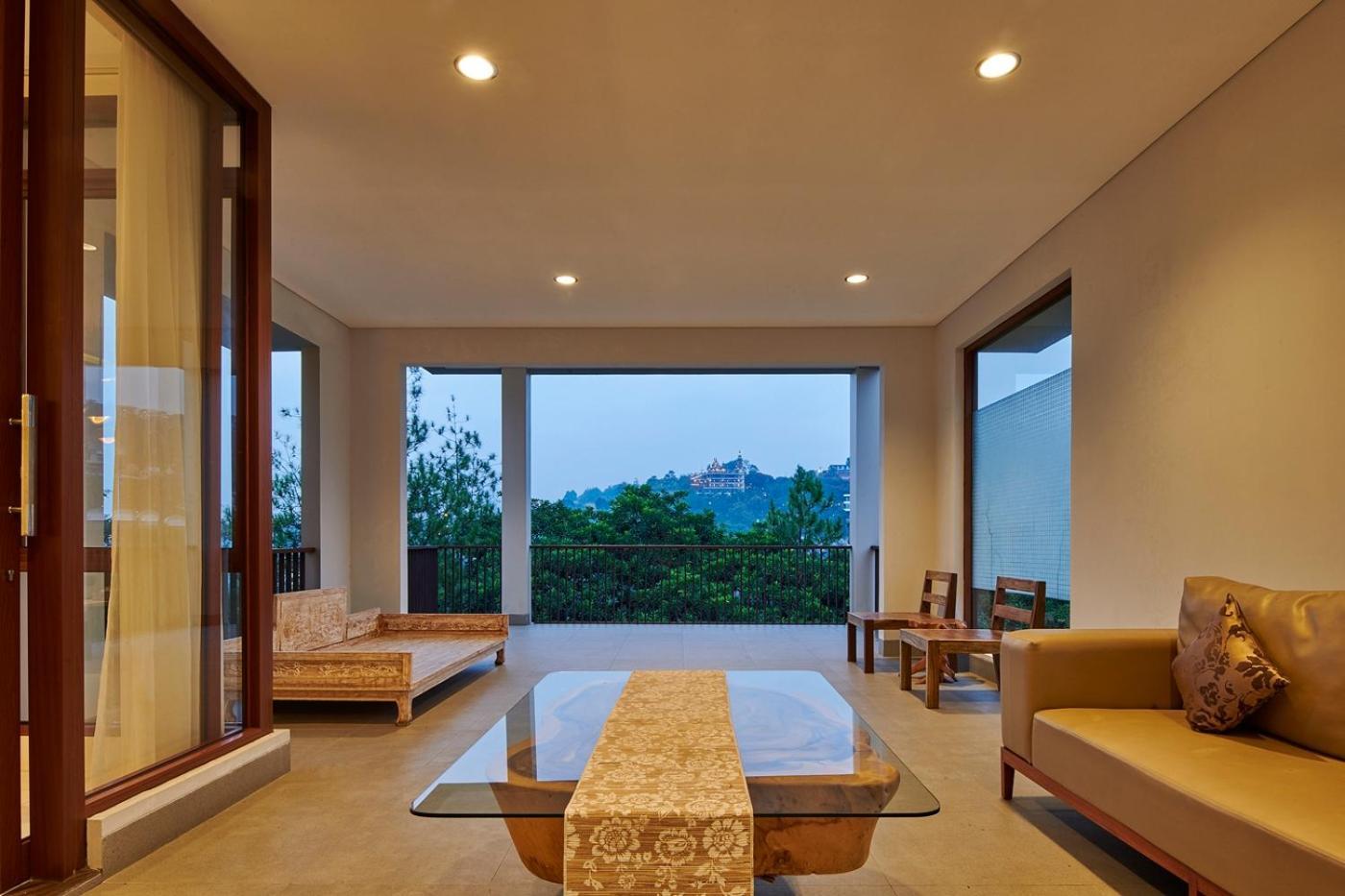 Asmaya Hill View Villa 7 Bedrooms With A Private Swimming Pool Bandung Luaran gambar
